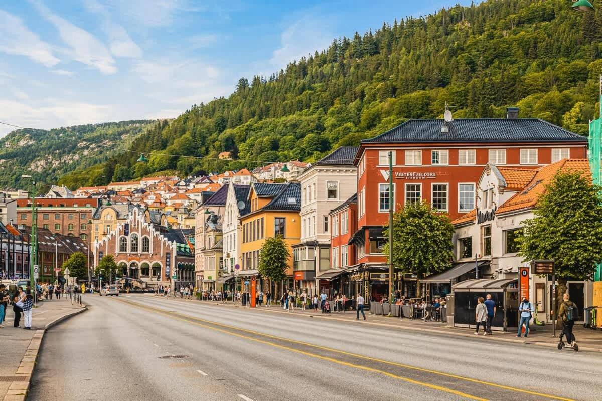 Dinbnb Apartments I Charming 3-Bedroom In The Heart Of The City Bergen Luaran gambar